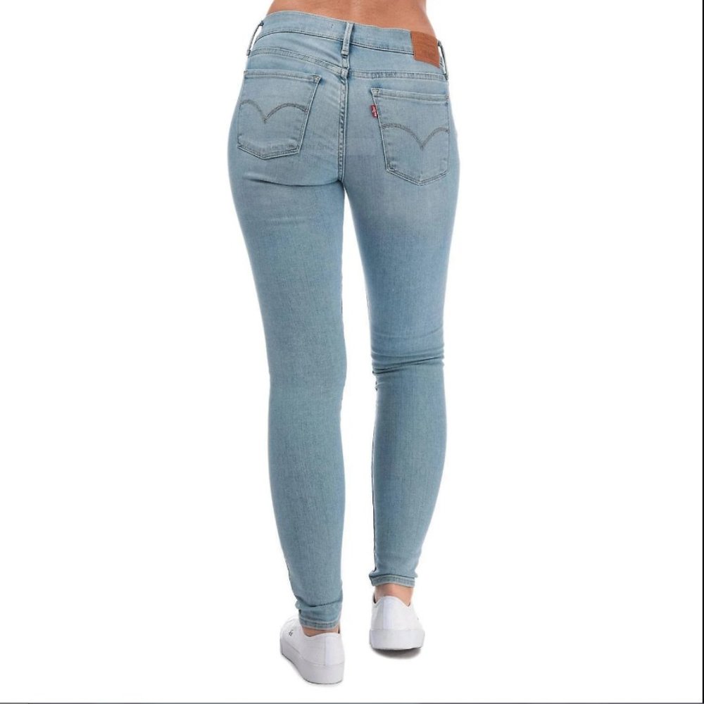 Levi’s jeans